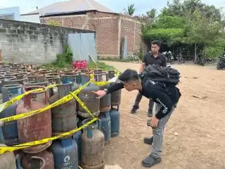 Misteri Gudang Elpiji Oplosan Banda Aceh: Digerebek TNI, Dilepas Polisi, Publik Bertanya-tanya