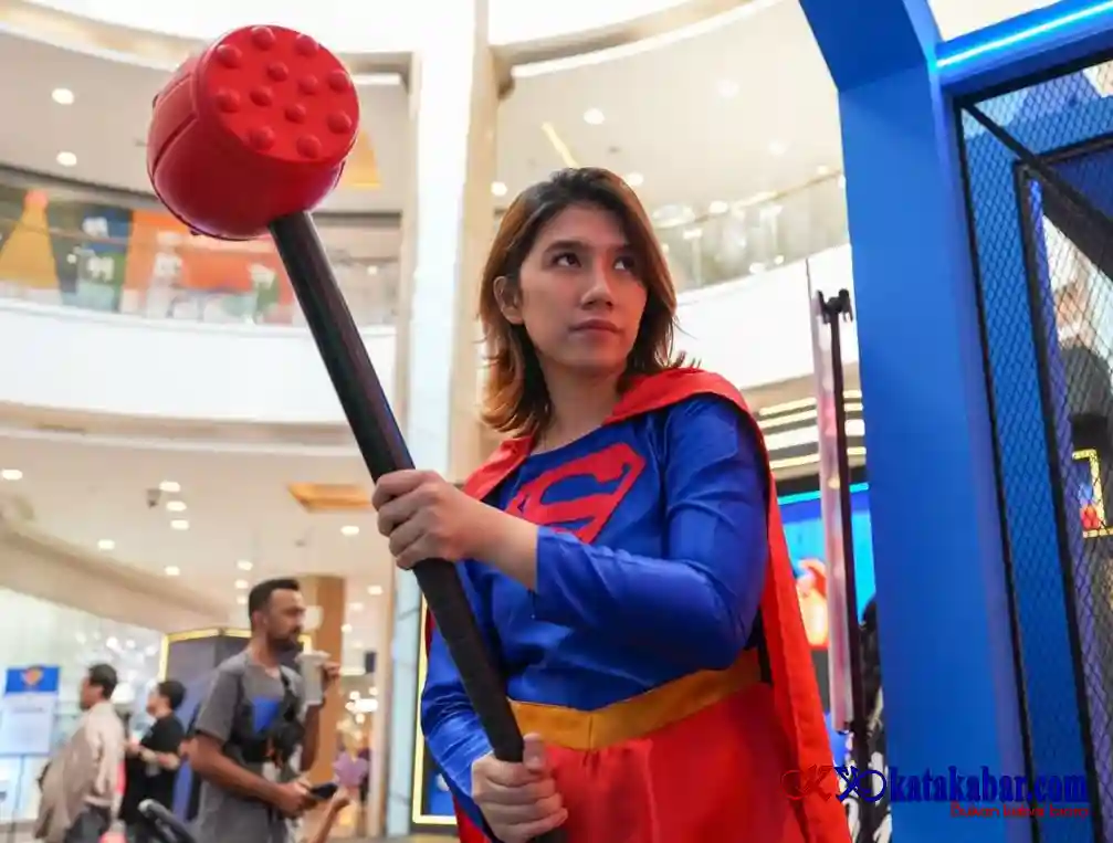Petualangan Siap Dimulai: SUPERGIRL Hadir di Grand Galaxy Park Mall