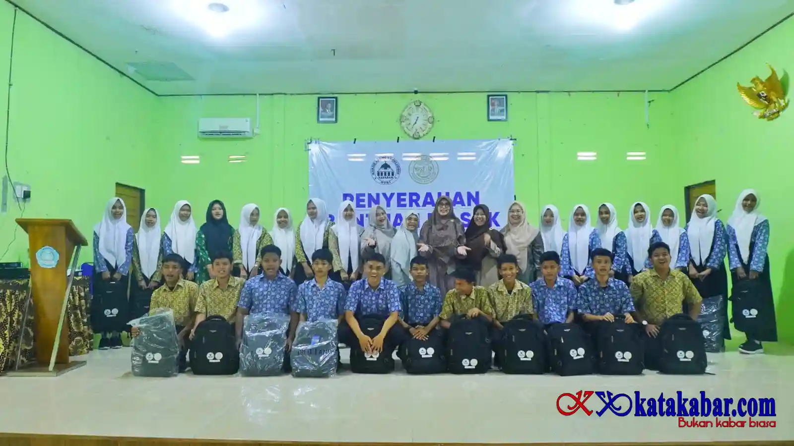 BMS PHR Tumbuhkan Asa Generasi Bangsa Lewat Zakat Pekerja Zona Rokan Rp120 Juta untuk Ratusan Siswa