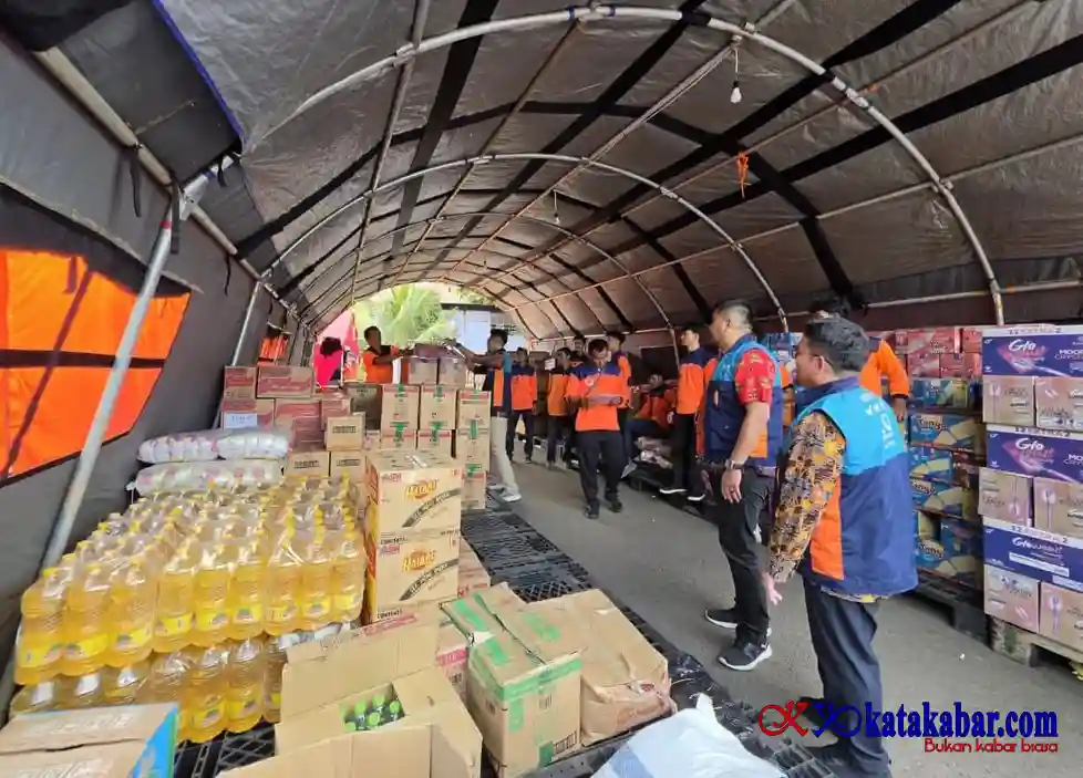 Percepat Respons Darurat Gempa NTT, IDSurvey Group Salurkan 2,4 Ton Bantuan Lewat BNPB
