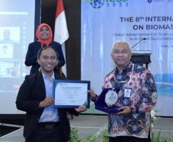Peningkatan Perekonomian dan Dekarbonisasi Sasaran Pengembangan Bioenergi