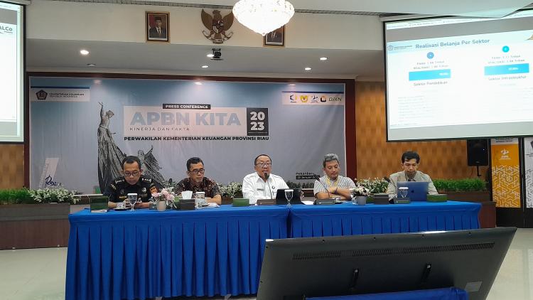 DJBC Riau Himpun Penerimaan Negara Rp 2,59 Triliun, Terbesar dari BK Ekspor CPO