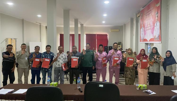 Disbun Bengkalis Bagikan STDB Untuk 4 Poktan Pekebun Sawit di 4 Desa dan Kelurahan