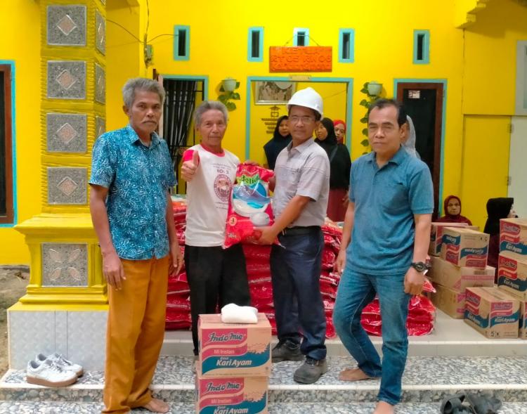Jumat Berkah,  PT Permata Citra Rangau Komitmen Salurkan CSR ke Masyarakat Sekitar