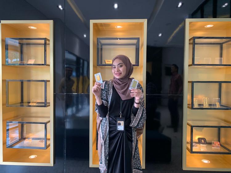 Naik Lagi, Harga Emas Antam Tembus Rp 1.427.000/Gram