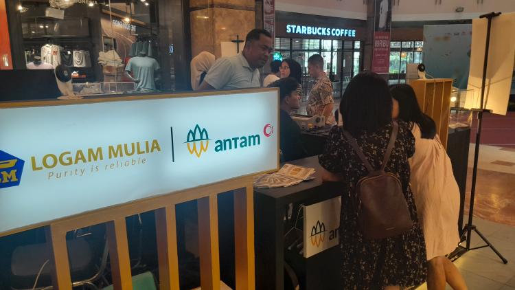 Harga Emas Antam di BELM Pekanbaru Naik Jadi Rp 1.412.000 per Gram