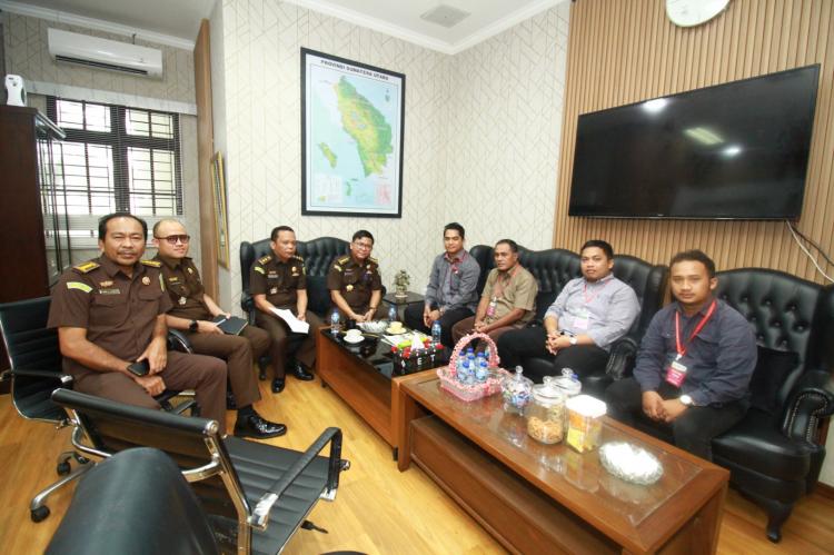 Sempat Ditetapkan DPO, Tersangka Dugaan Korupsi Pemotongan ADD Kota Padangsidimpuan Rp5,7 Miliar Lebih Menyerahkan Diri