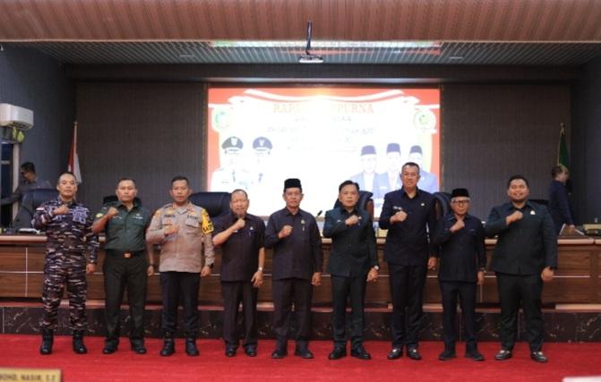 Bupati dan Wabup Kepulauan Meranti Pidato Perdana di Rapat Paripurna DPRD