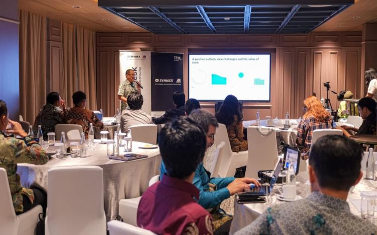 Lima Alasan Memilih APCO Digital Twin Industri Modern