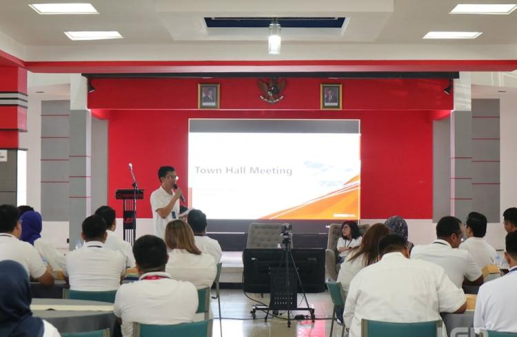 PT LI Gelar Town Hall Meeting Bahas Asta Cita