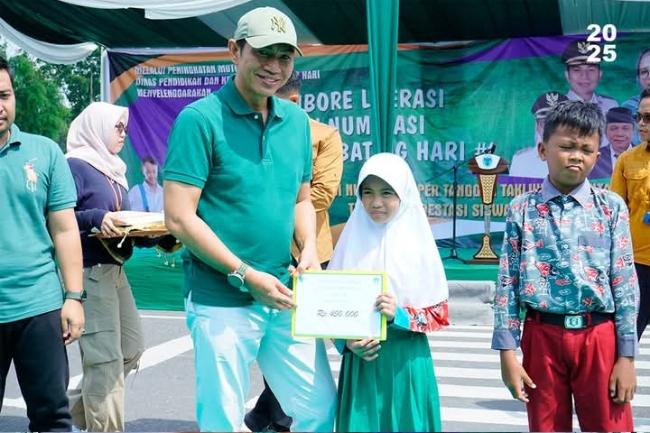 Pemkab Batang Hari Adakan Kegiatan Lari Santai Peringatan Hardiknas