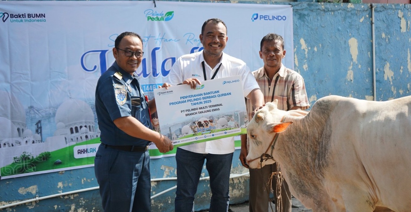 Pelindo Multi Terminal Grup Berbagi Salurkan 90 Ekor Hewan Kurban di Hari Raya Idul Adha 1446 H Lalu