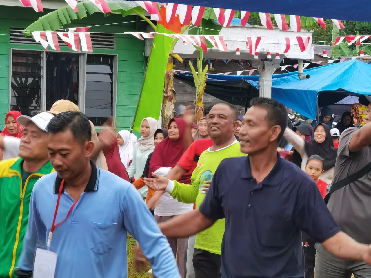 Ragam Lomba dan Hiburan Rakyat Meriahkan HUT RI ke 80 di RW 02 Alahair