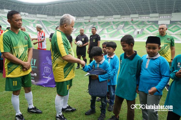 Hangat dan Sportif, Kejati Sumut Gelar Laga Persahabatan dengan Pimpinan Redaksi Media