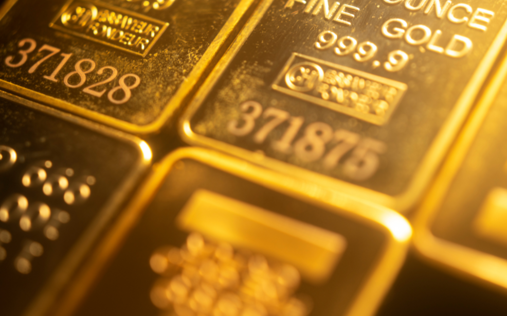 Harga Emas Dekati $3.950, Shutdown AS dan Sinyal The Fed Jadi Pendorong Utama