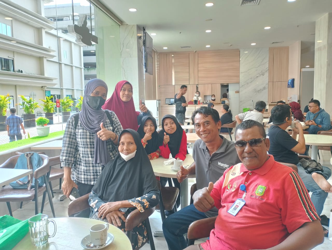 Pak Uban Sosok Relawan Penopang Pasien Rujukan dari Kepulauan Meranti ke Pekanbaru