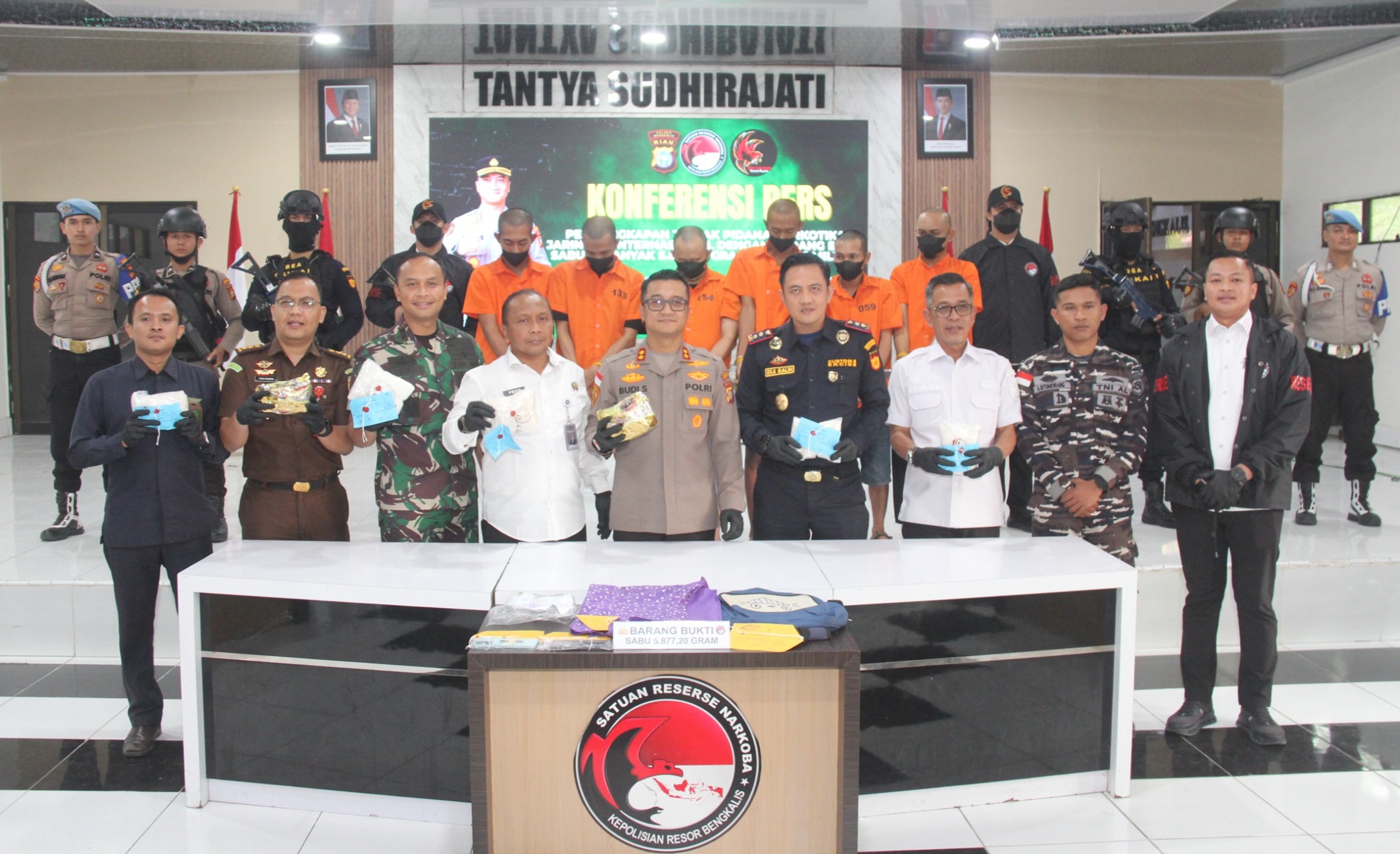 Resnarkoba Polres Bengkalis Gulung 3 Kurir dan 1 Koordinator Bisnis Sabu Jaringan Internasional