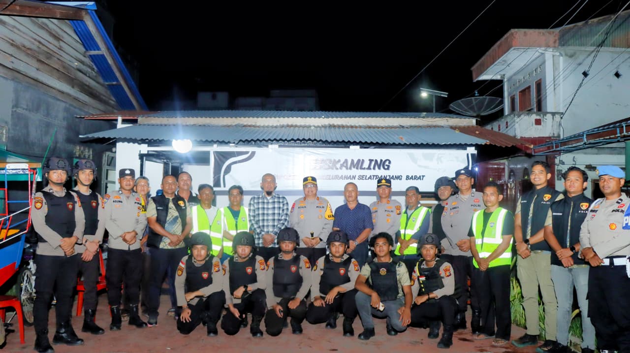 Tinjau Kesiapan Siskamling, Kapolres Meranti Bersama Tim Raga Pastikan Nataru Berjalan Kondusif