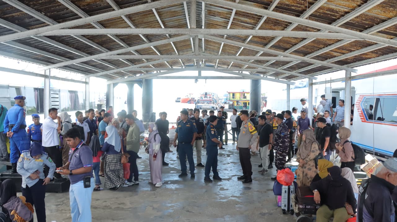 Wakapolres Kepulauan Meranti Cek Pelabuhan Tanjung Harapan Jelang Natatu