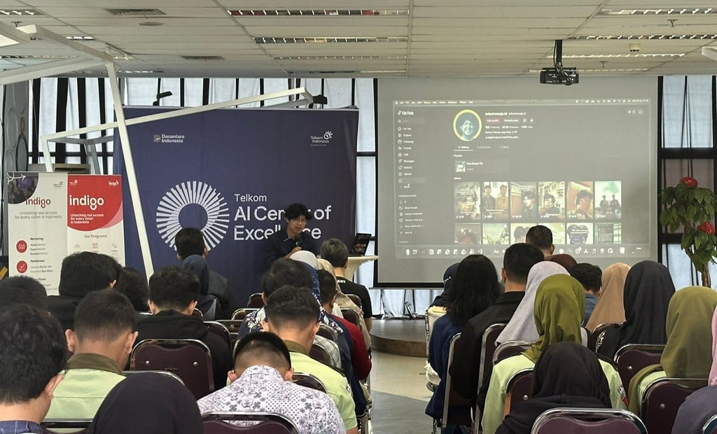 Telkom AI Center Bandung Bekali 49 UMKM dan Mahasiswa Kuasai Strategi Kreatif Konten Berbasis AI