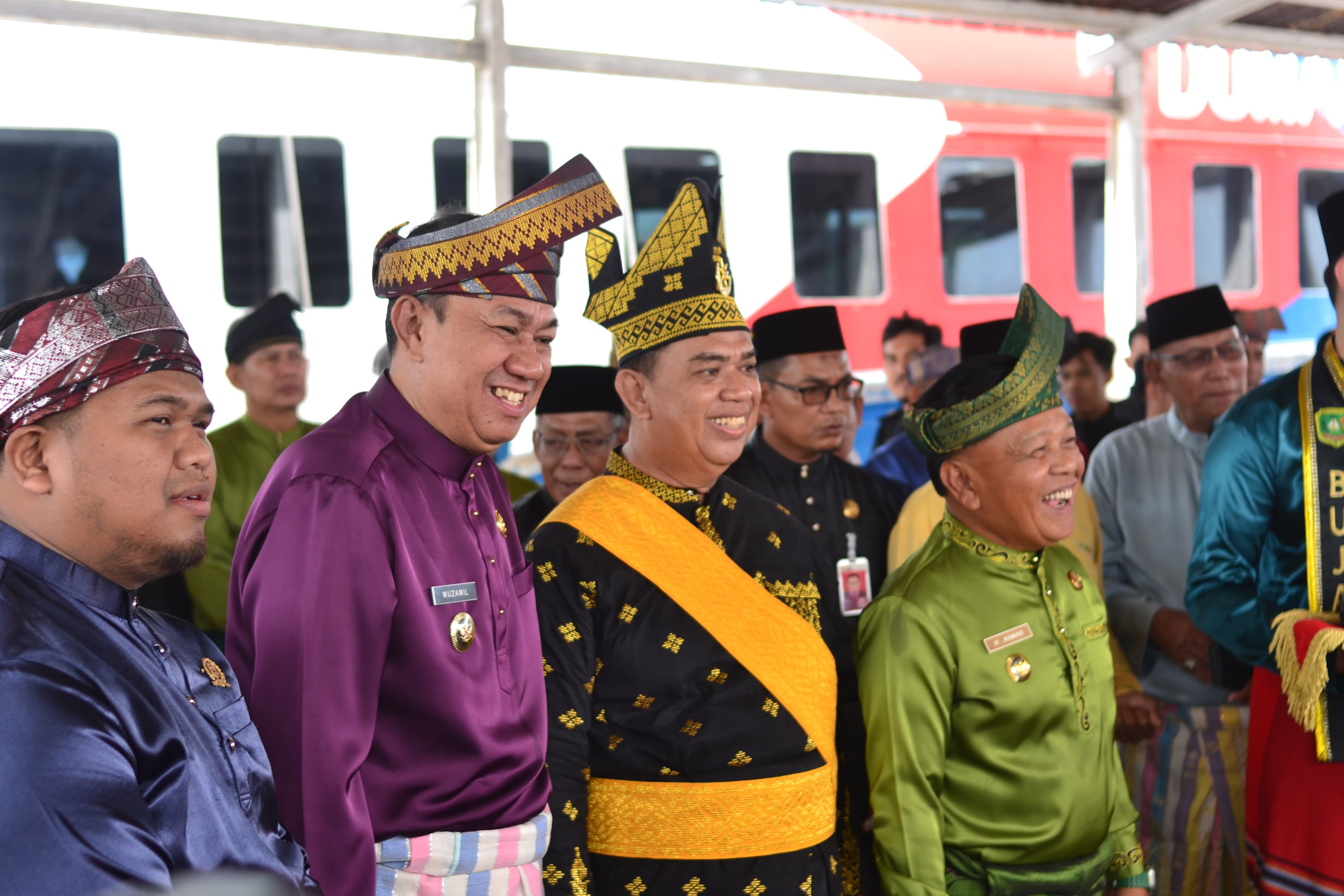 Bupati Kepulauan Meranti Sambut Kunjungan Sektum BNPP RI dan Deputi Kemenparekraf di 'Tanah Jantan'