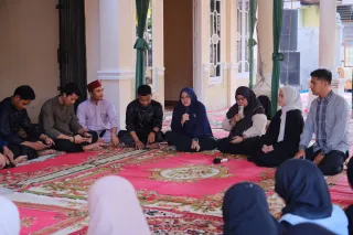 Soal Beasiswa, Bupati Afni Bilang Gini ke Mahasiswa Asal Siak di Pekanbaru