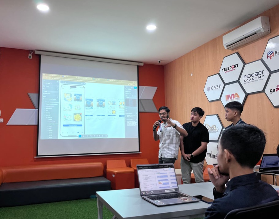 Mini Demo Day Tampilkan Solusi AI Otomasi Workflow UMKM di Makassar