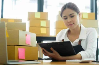 Syarat Lolos Bea Cukai: Ini Panduan Aman Kirim Paket Luar Negeri Tanpa Tertahan