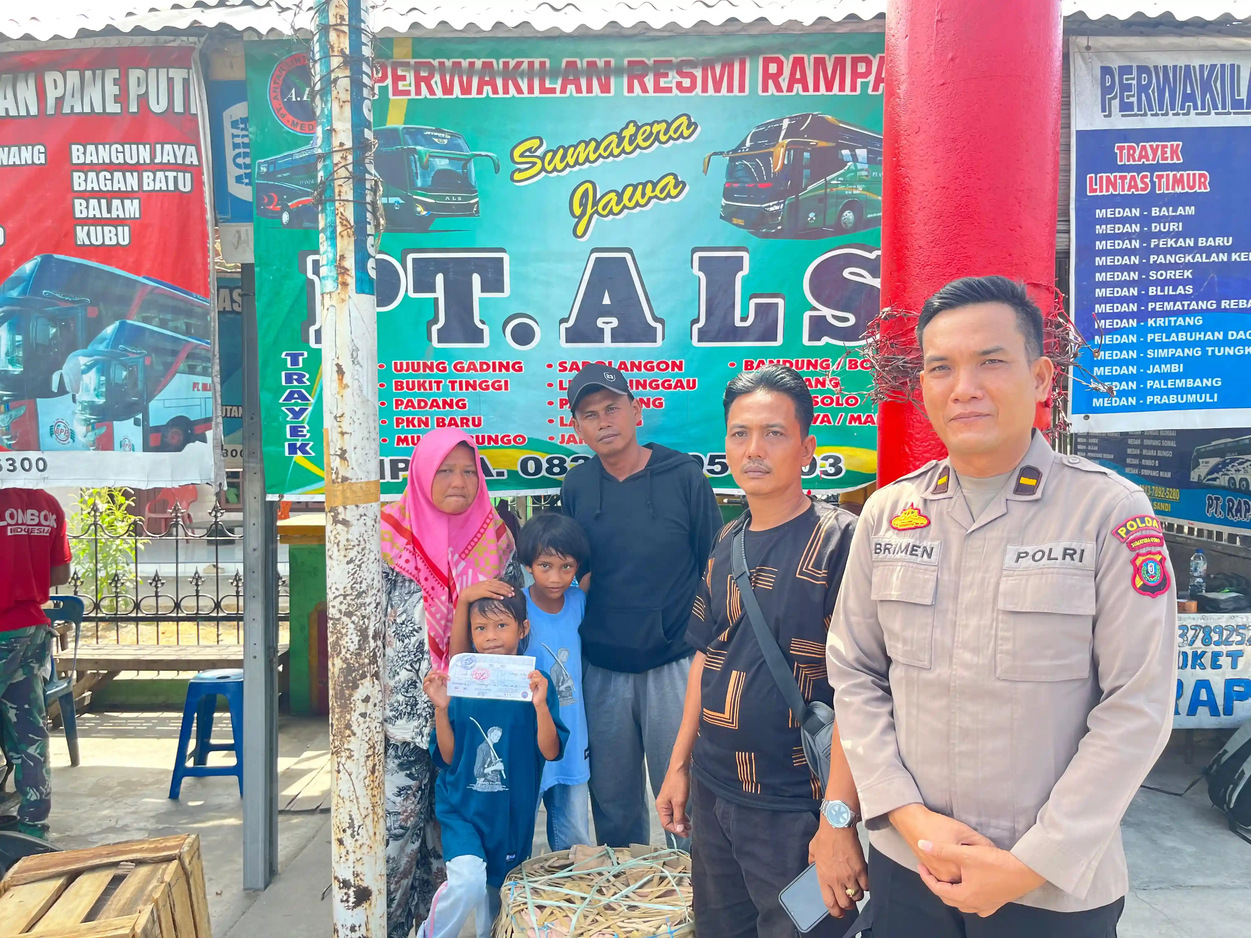 Polres Sergai Fasilitasi Pemulangan Pasutri dan Dua Anak ke Jakarta