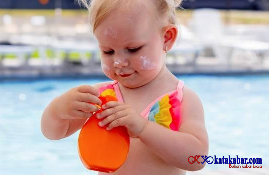 Apakah SPF Tinggi Selalu Lebih Baik untuk Kulit Bayi?