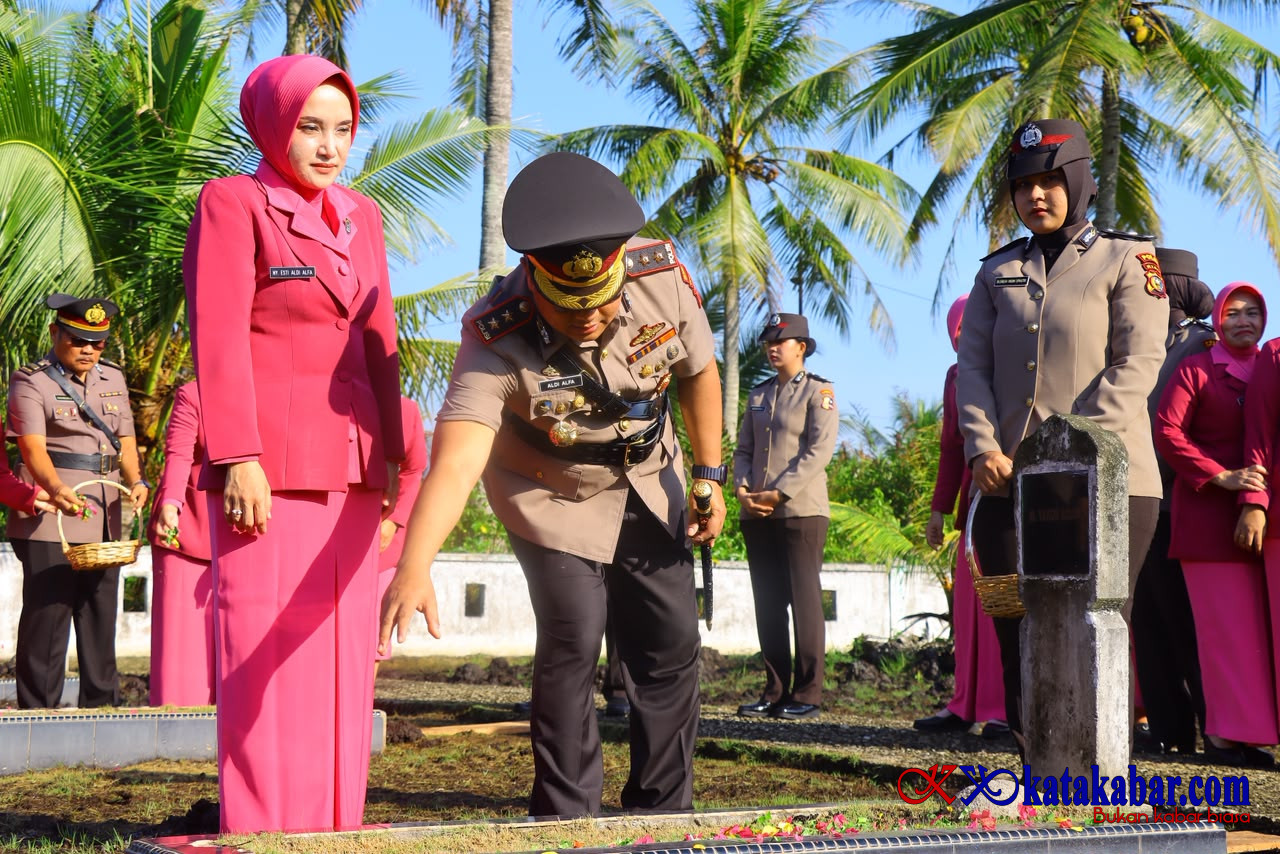 Hari Bhayangkara ke 80 Maknai Semangat Pengabdian, AKBP Aldi A Faroqi Pimpin Ziarah dan Tabur Bunga di TMP