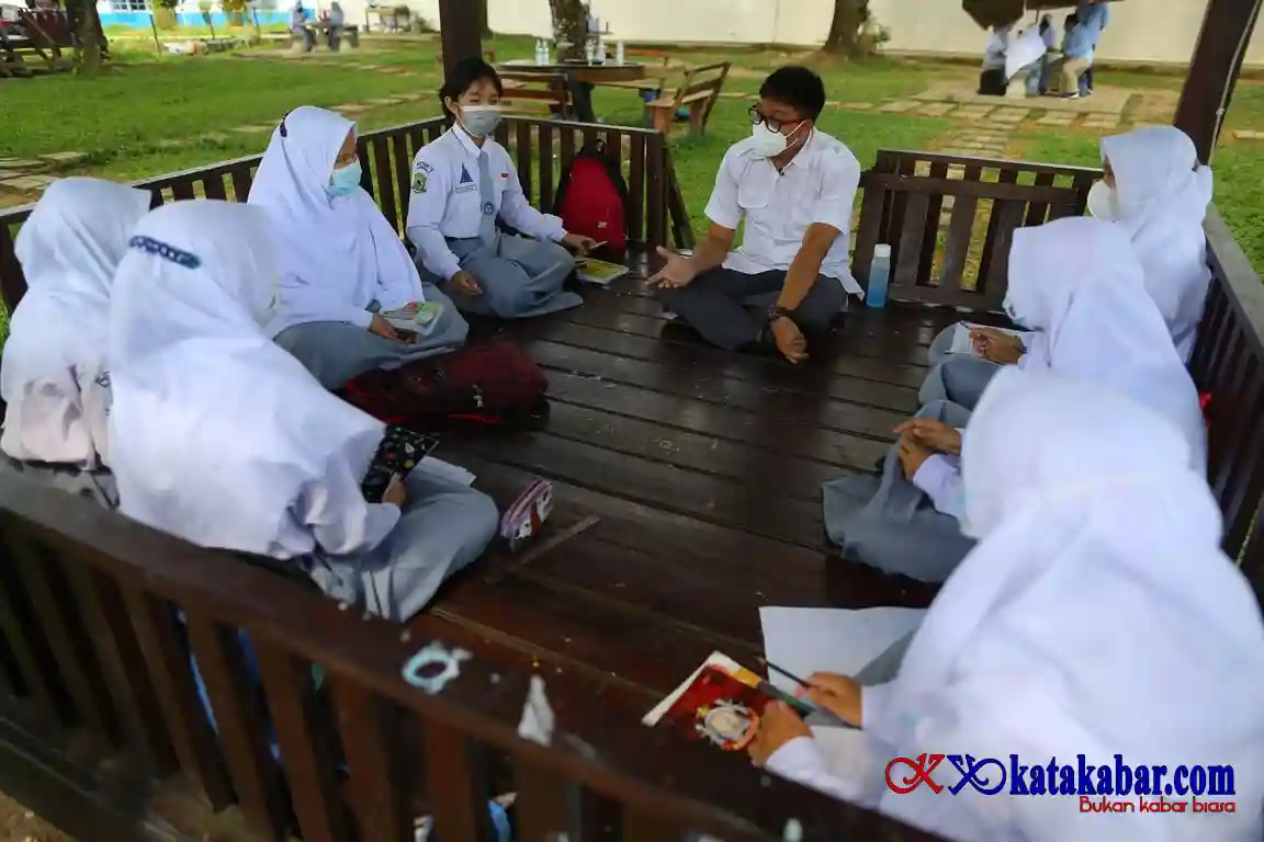Bangun Generasi Emas, Grup MIND ID Salurkan 5.322 Beasiswa
