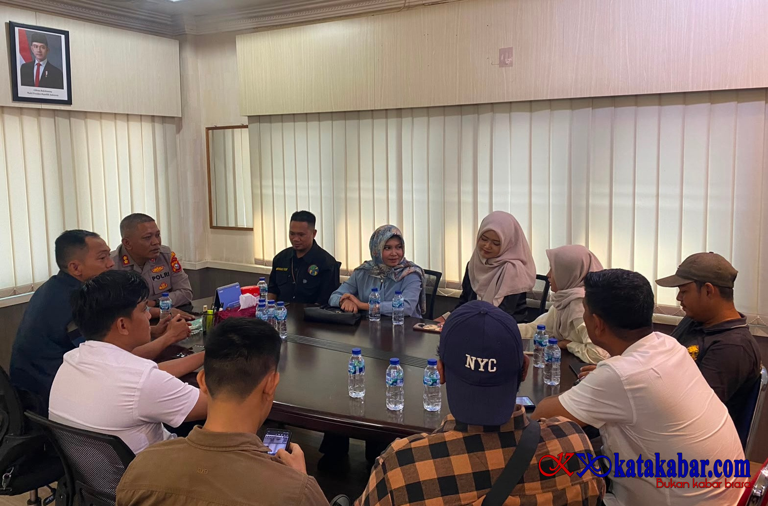 Bukan Sekadar Silaturahmi, IWO Inhil dan Polres Bahas Informasi Hoaks hingga Green Policing Kapolda Riau