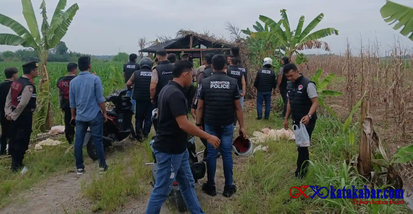 Satresnarkoba Polres Binjai Gerebek Barak Sabu Dekat TPA, Puluhan Bong Disita