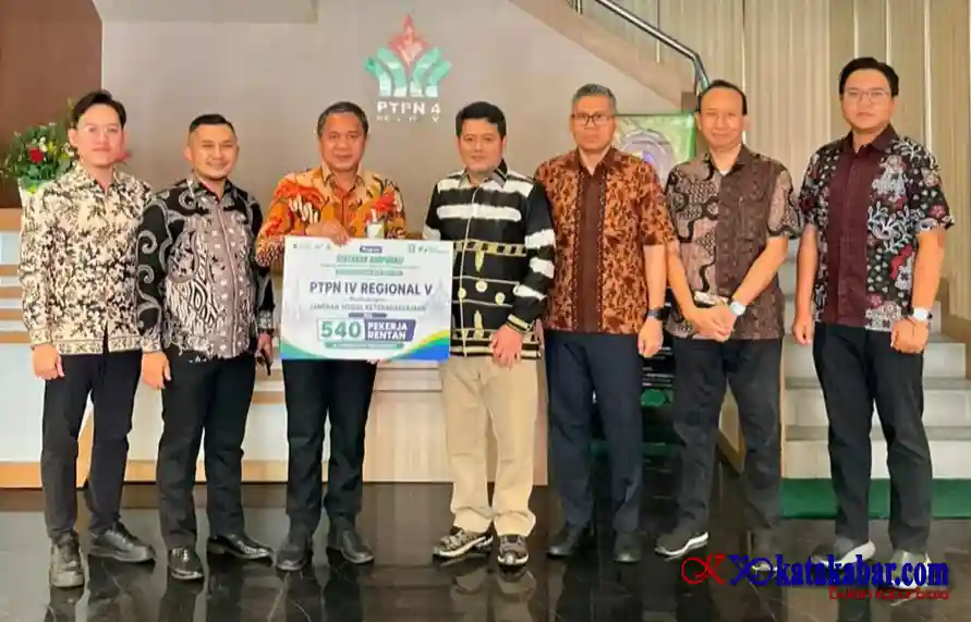 Salurkan Perlindungan BPJS Ketenagakerjaan Untuk 550 Pekerja Rentan Kalbar, Ini Harapan PTPN IV