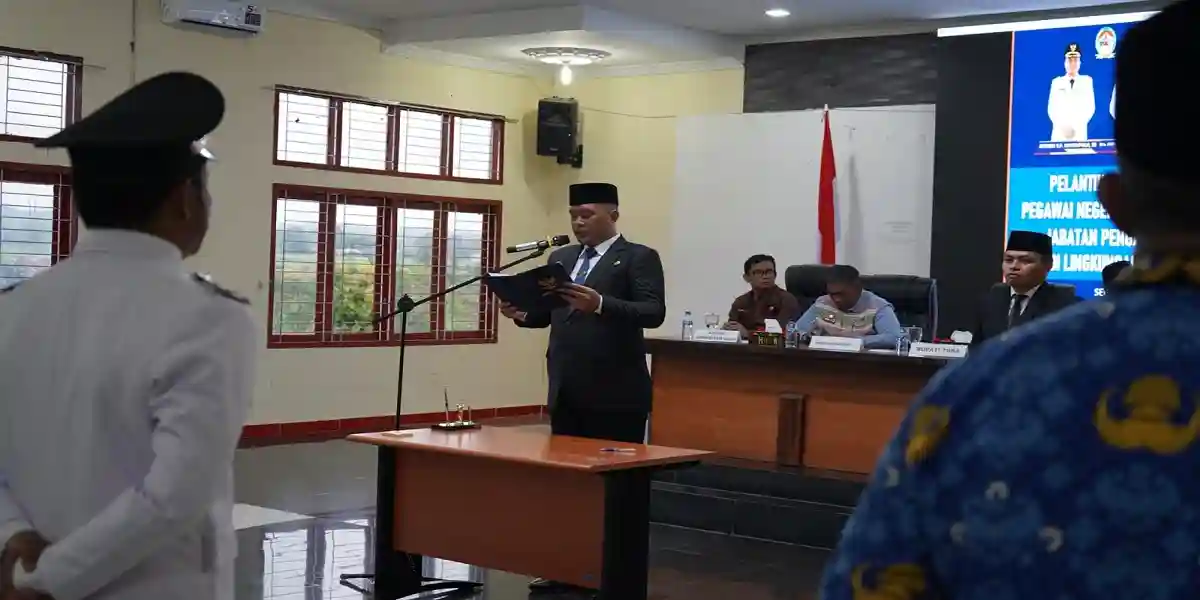 Lantik 128 Pejabat, Bupati Toba Tekankan Amanah dan Kualitas Pelayanan Publik