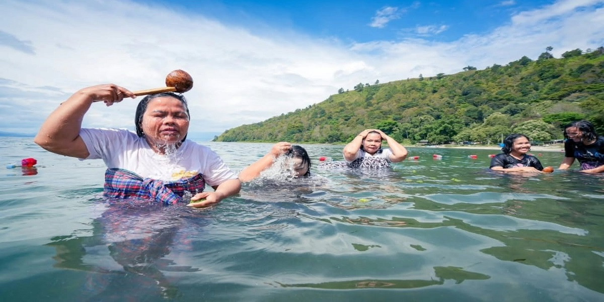Marpangir: Upaya Pemkab Toba Lestarikan Tradisi dan Tarik Wisatawan