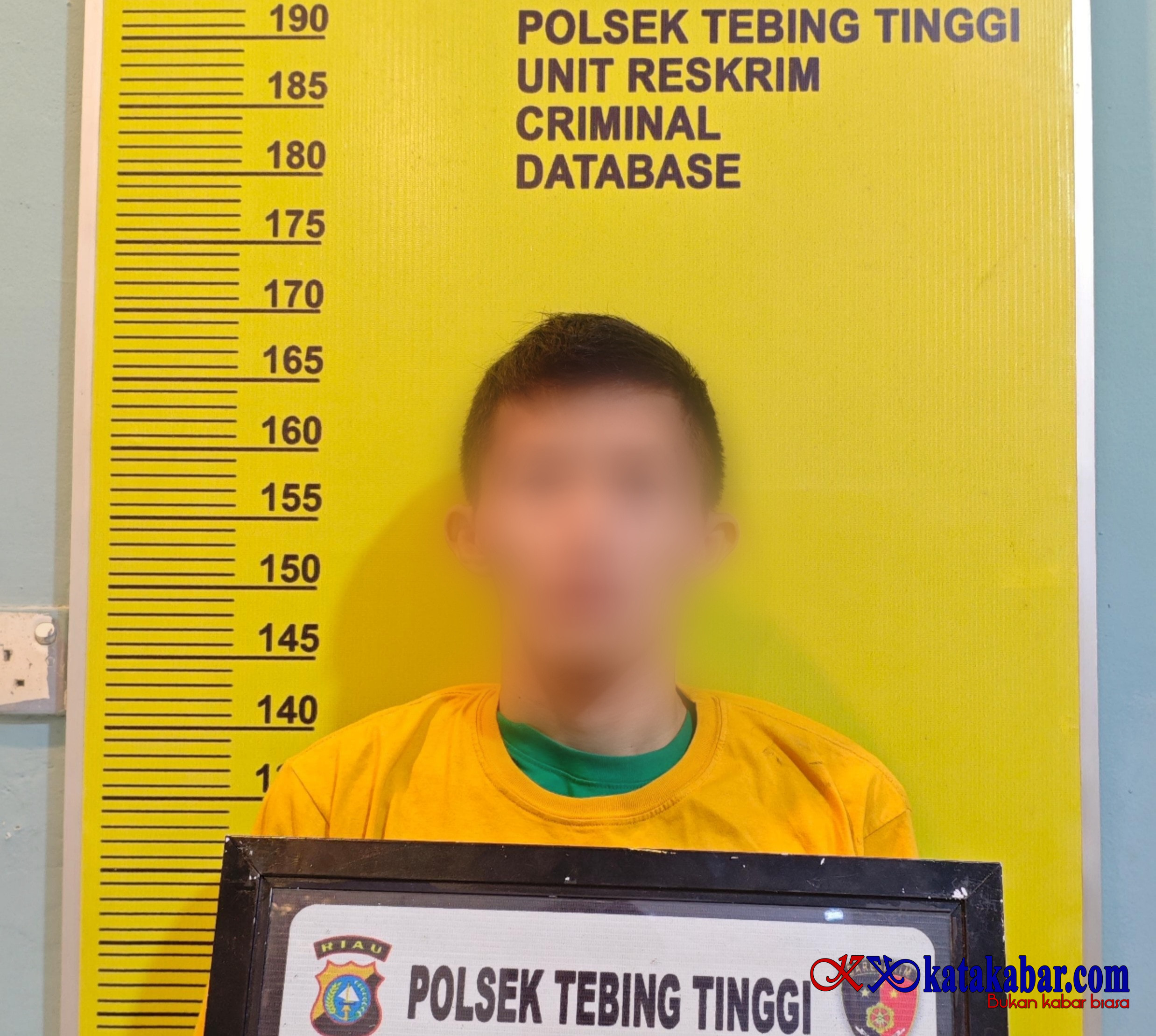 Polsek Tebing Tinggi Ringkus Pemuda Selatpanjang saat Bungkus Paket Sabu di Rumah