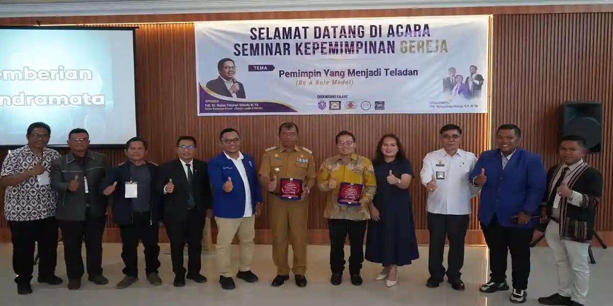 Wabup Toba: Keteladanan Pemimpin Gereja Jadi Kunci Merawat Jemaat