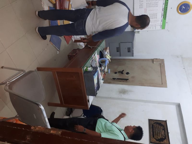Perampok Bertopeng di Pekanbaru Gasak Kantor Ekspedisi